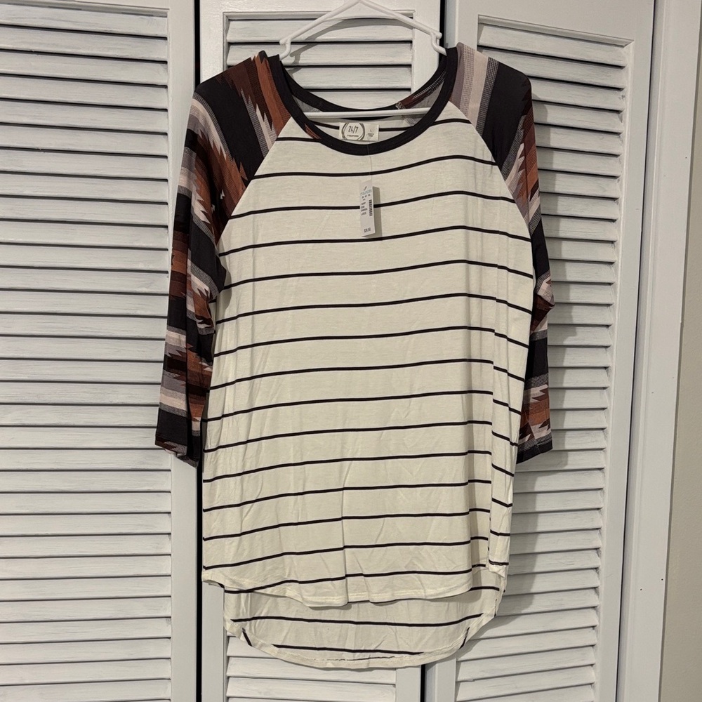 Maurices Black and White Striped Raglan Sleeve Top